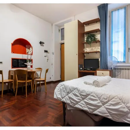 Stayeasy Moscova - Brera & Downtown Walking Apartment *